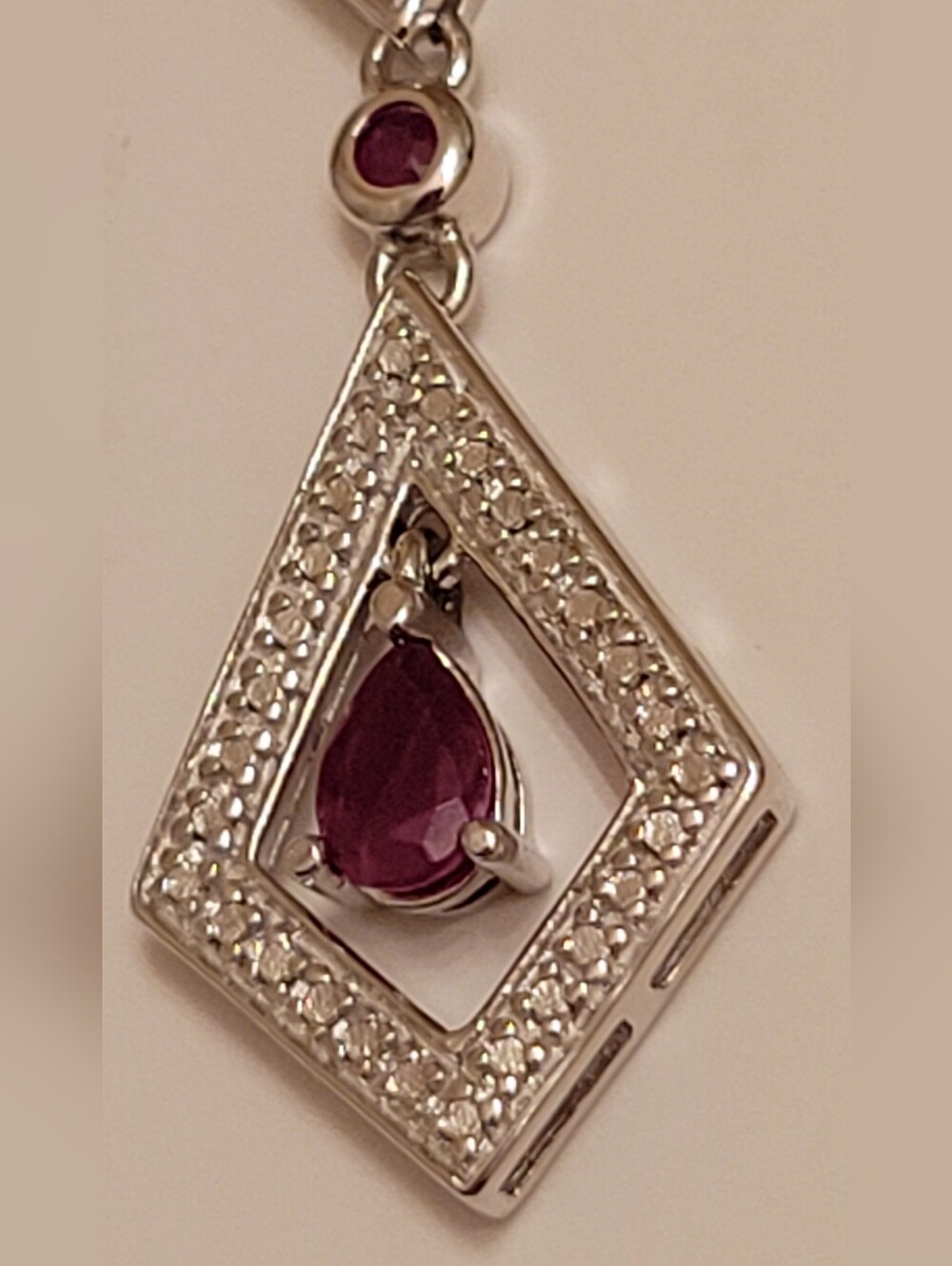 Elegant Art Deco Inspired Natural Ruby & Sterling Silver Y-Necklace - Picture 8 of 9